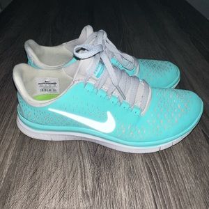 Women’s Nike Tiffany Blue Reflective Running Shoes Size 8.5